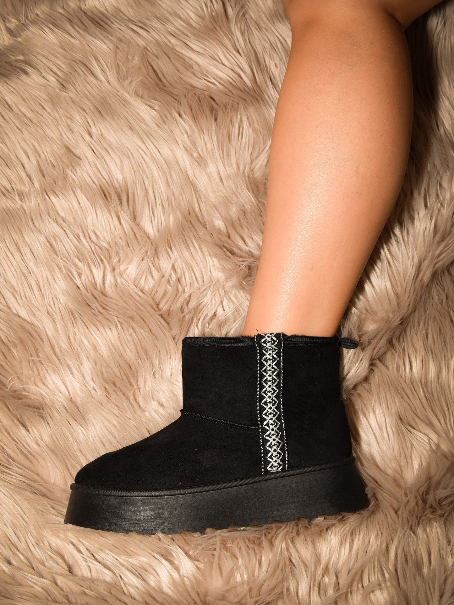 WILD DIVA Platform Boots